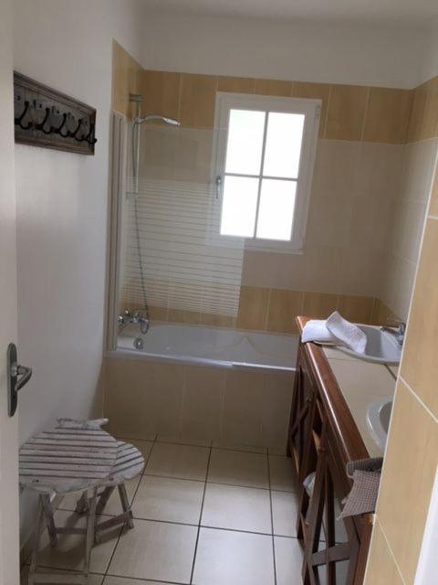 Gite Avec Piscine Privative LʼAiguillon-sur-Vie Extérieur photo